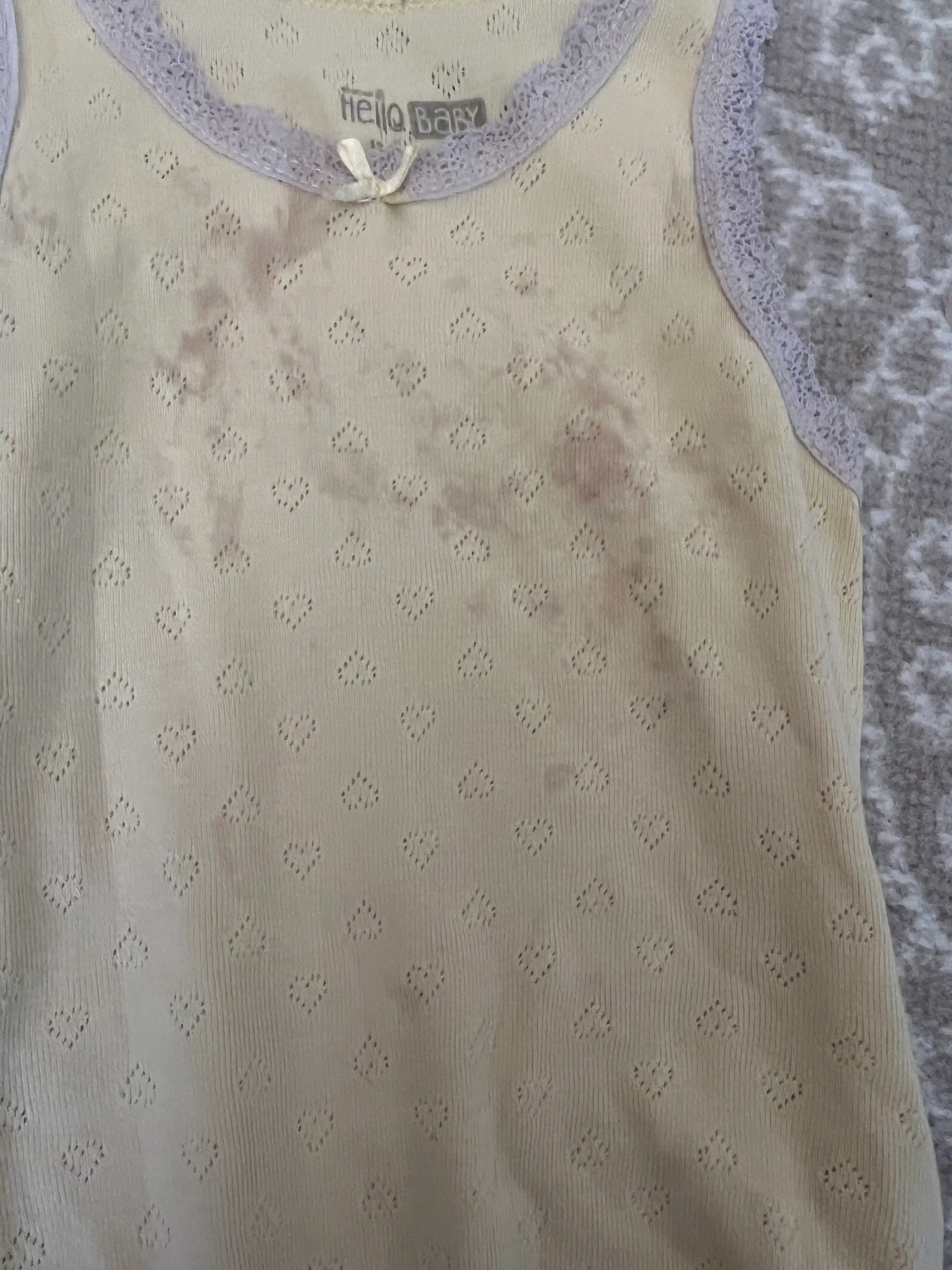 До: майка с пятном